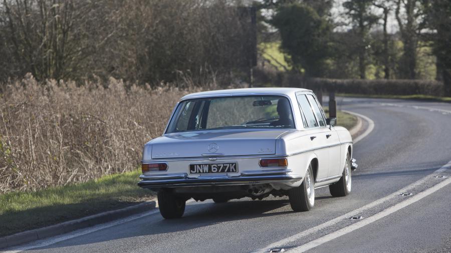  Mercedes-Benz 300 SEL 6.3 1967 года  (UK) (фото 21 из 25)